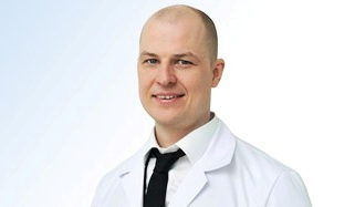 Хирург-ортопед, специалист по протезированию суставов Витолдс Юркевич